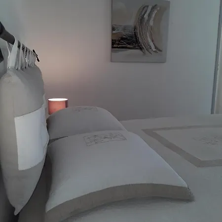 Le Logis De La Soloire 3 Etoiles * Nercillac