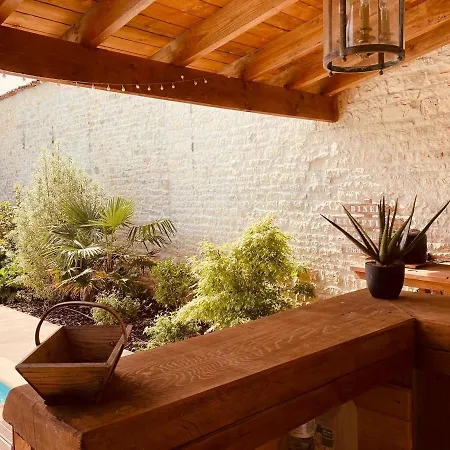 Le Logis De La Soloire 3 Etoiles 度假居 *